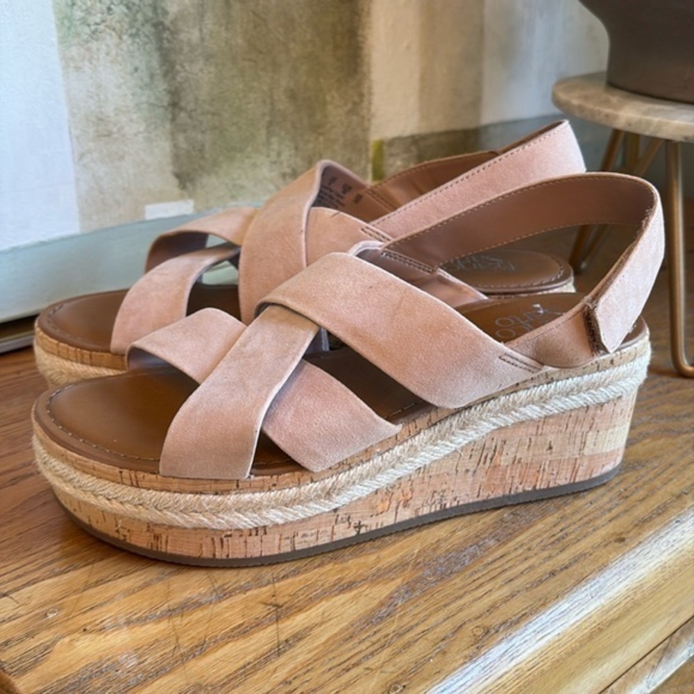 🦥 Franco Sarto, Nessa tan nude, blush colored strap, sandal rope, cork